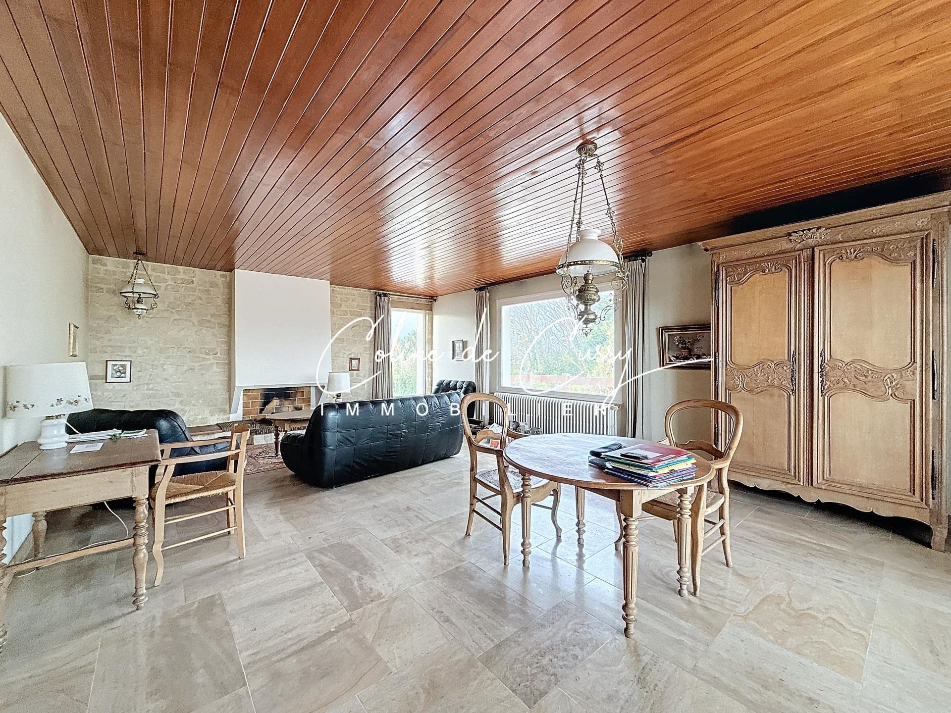 Maison à vendre, 234m², Saint-Côme-de-Fresné