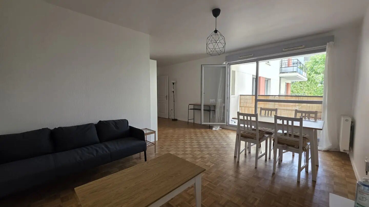 Appartement à louer, 64m², Suresnes
