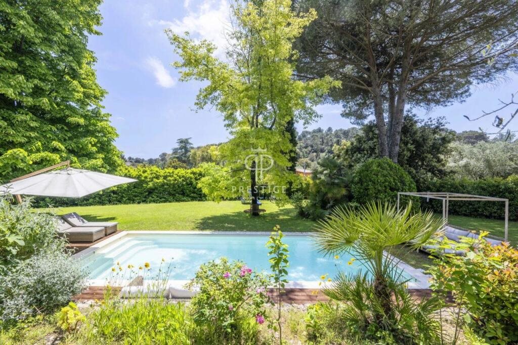 Maison à vendre, 245m², Valbonne