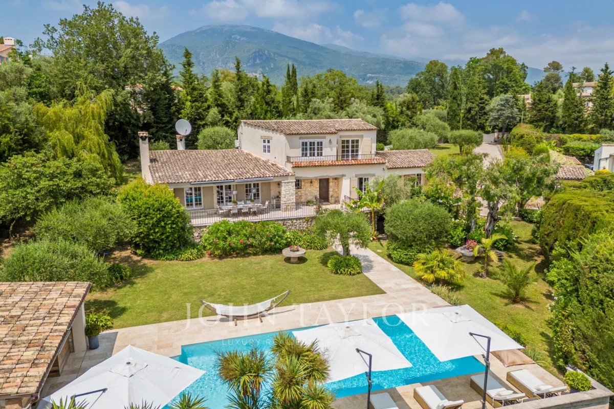 Maison à vendre, 427m², Roquefort-les-Pins