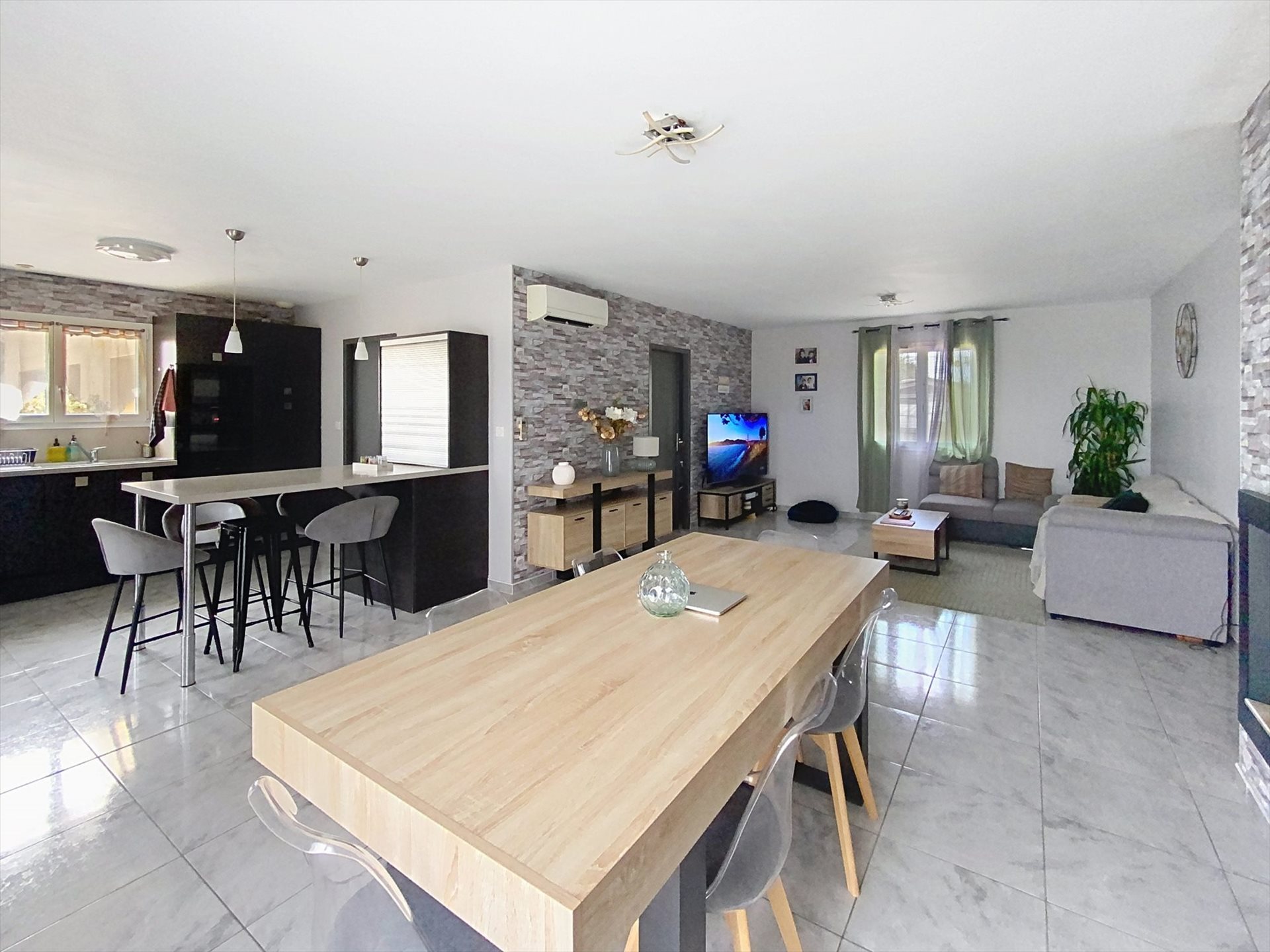 Maison à vendre, 130m², La Sauzière-Saint-Jean