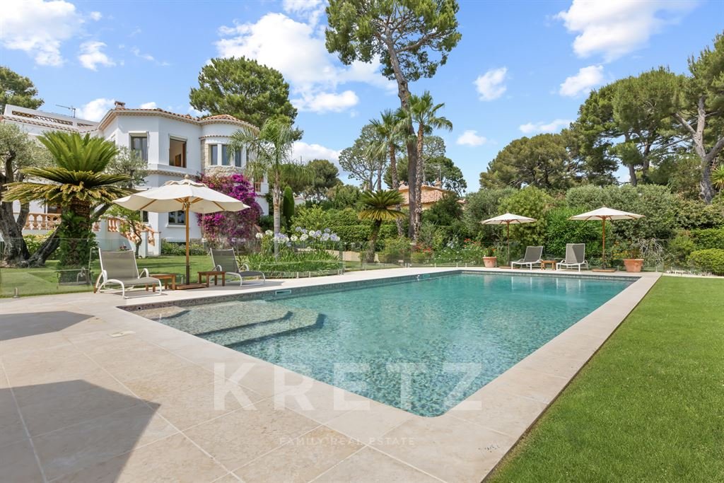 Maison à vendre, 250m², Cap d'Antibes