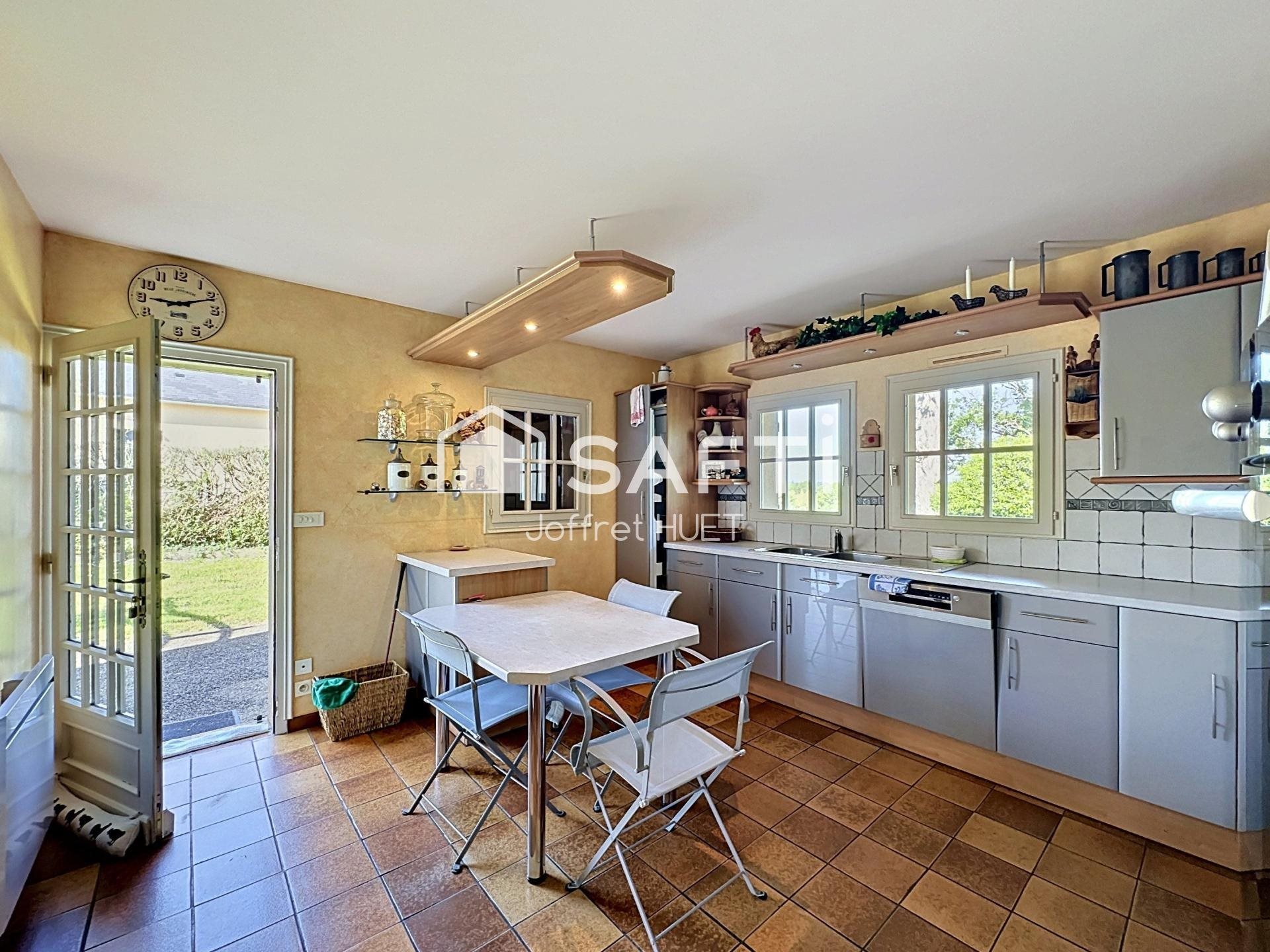 Maison à vendre, 129m², Sablé-sur-Sarthe