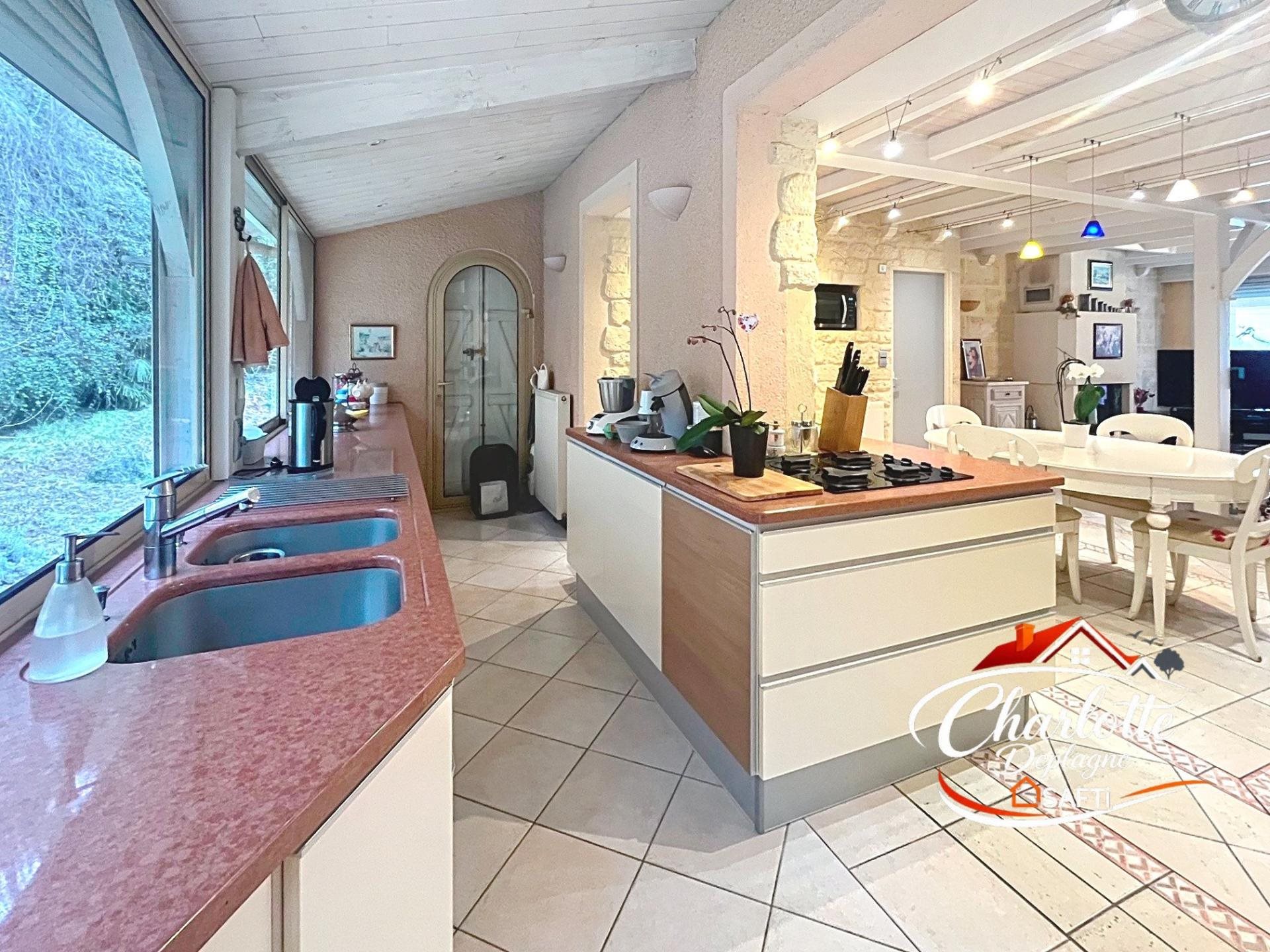 Maison à vendre, 145m², Trélissac