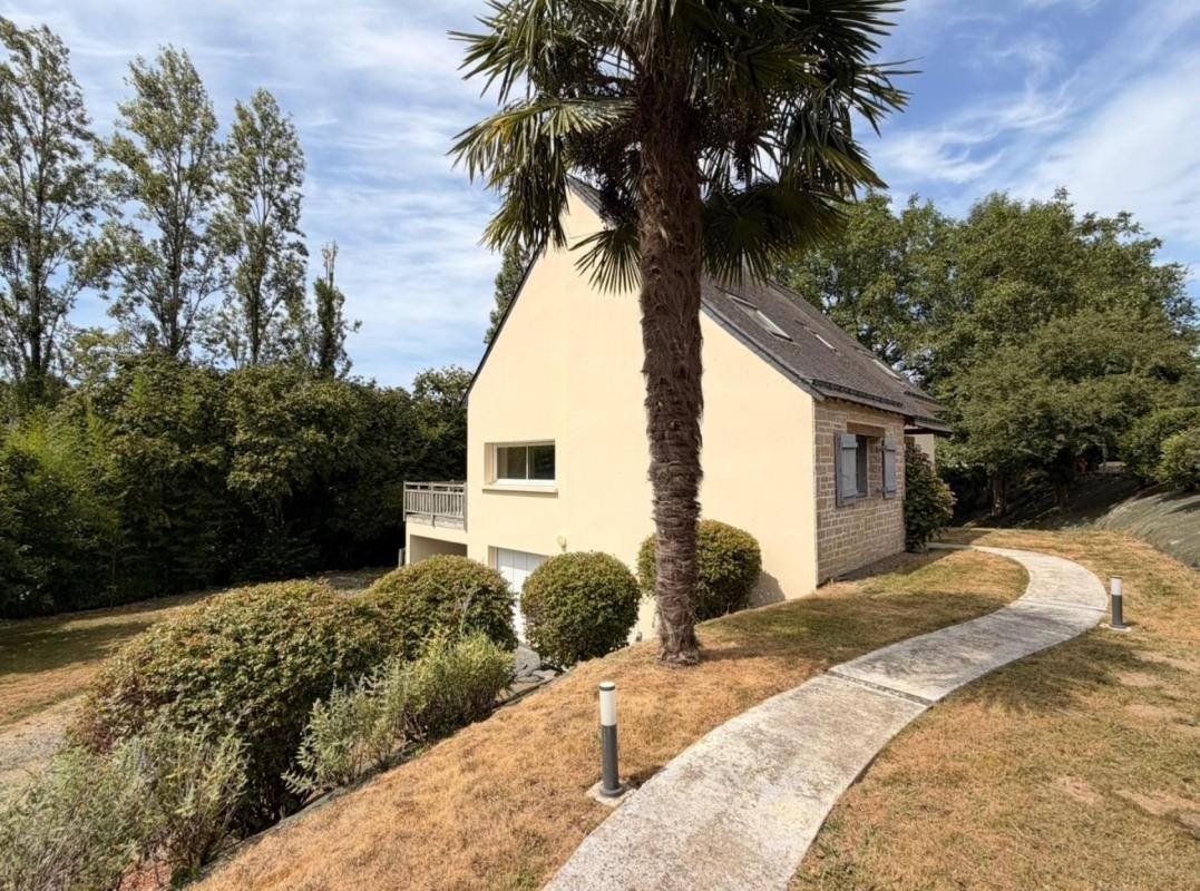 Maison à vendre, 133m², Sérent