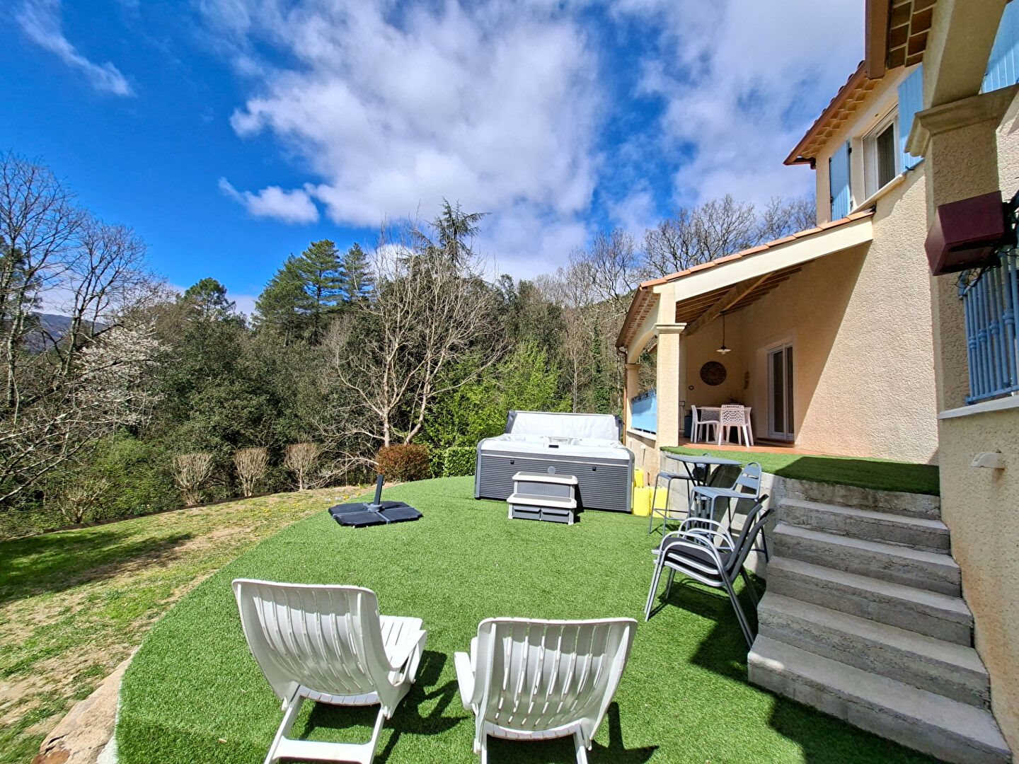 Maison à vendre, 127m², Sénéchas
