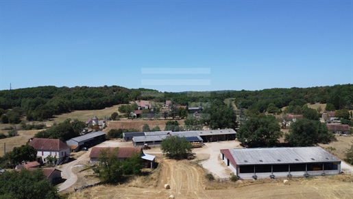 8 pièces 152 m² · à Lentillac-du-Causse · 152 m² · 597 000 €