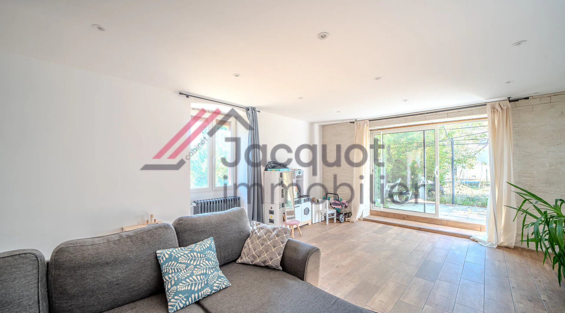 Maison à vendre, 88m², Lons-le-Saunier