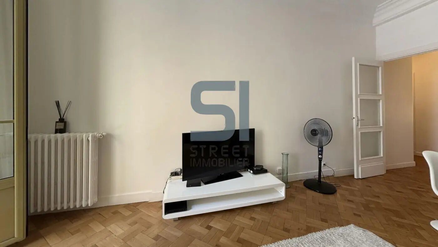 Appartement à louer, 57m², Nice