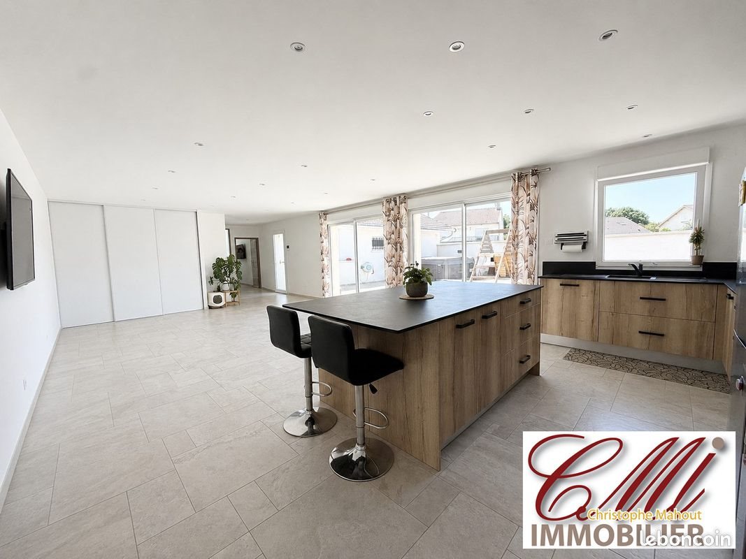 Maison à vendre, 179m², Vitry-le-François
