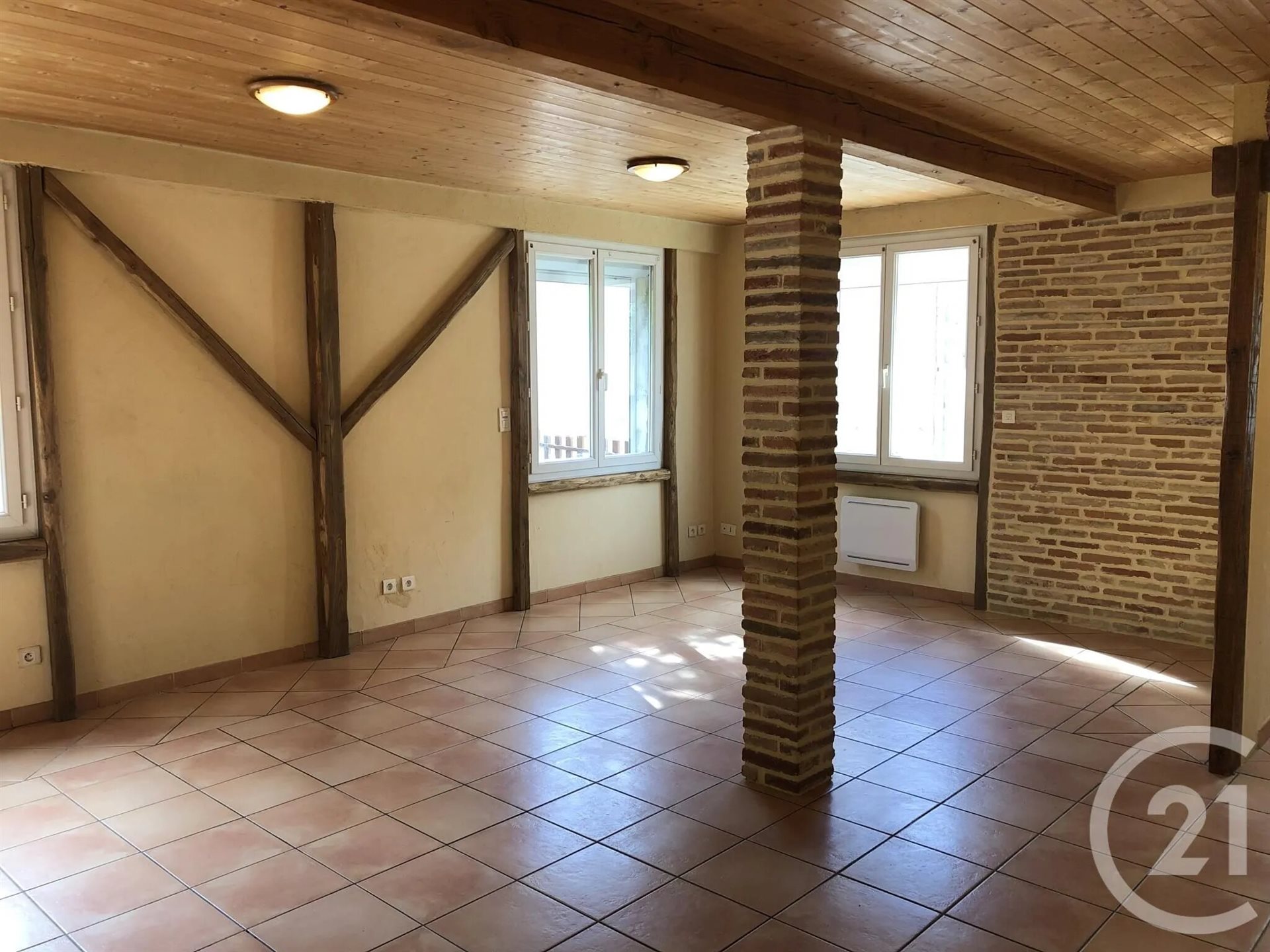 Maison à louer, 93m², Montans