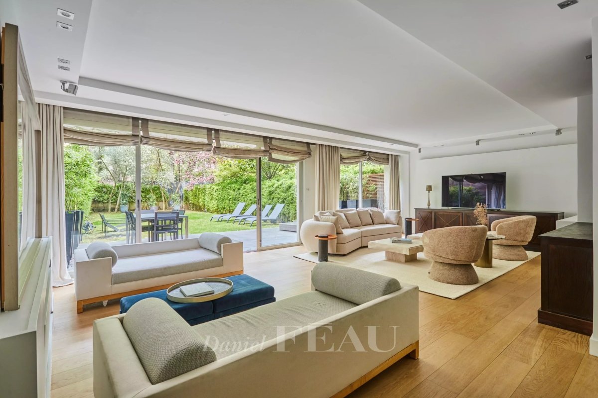 Appartement à louer, 208m², Neuilly-sur-Seine