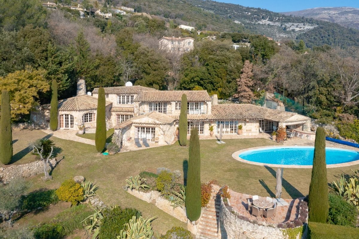 Maison à vendre, 420m², Tourrettes-sur-Loup