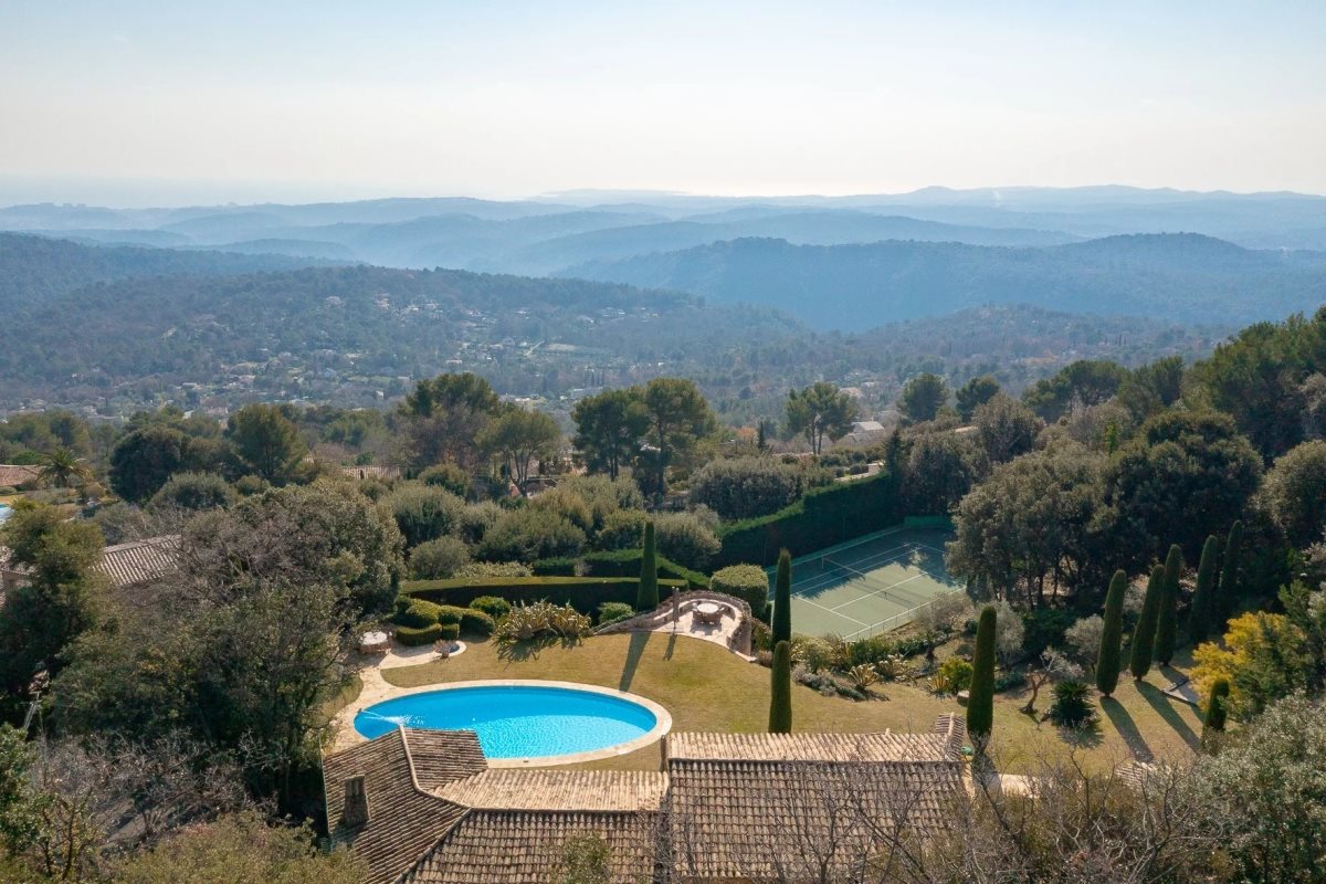 Maison à vendre, 420m², Tourrettes-sur-Loup