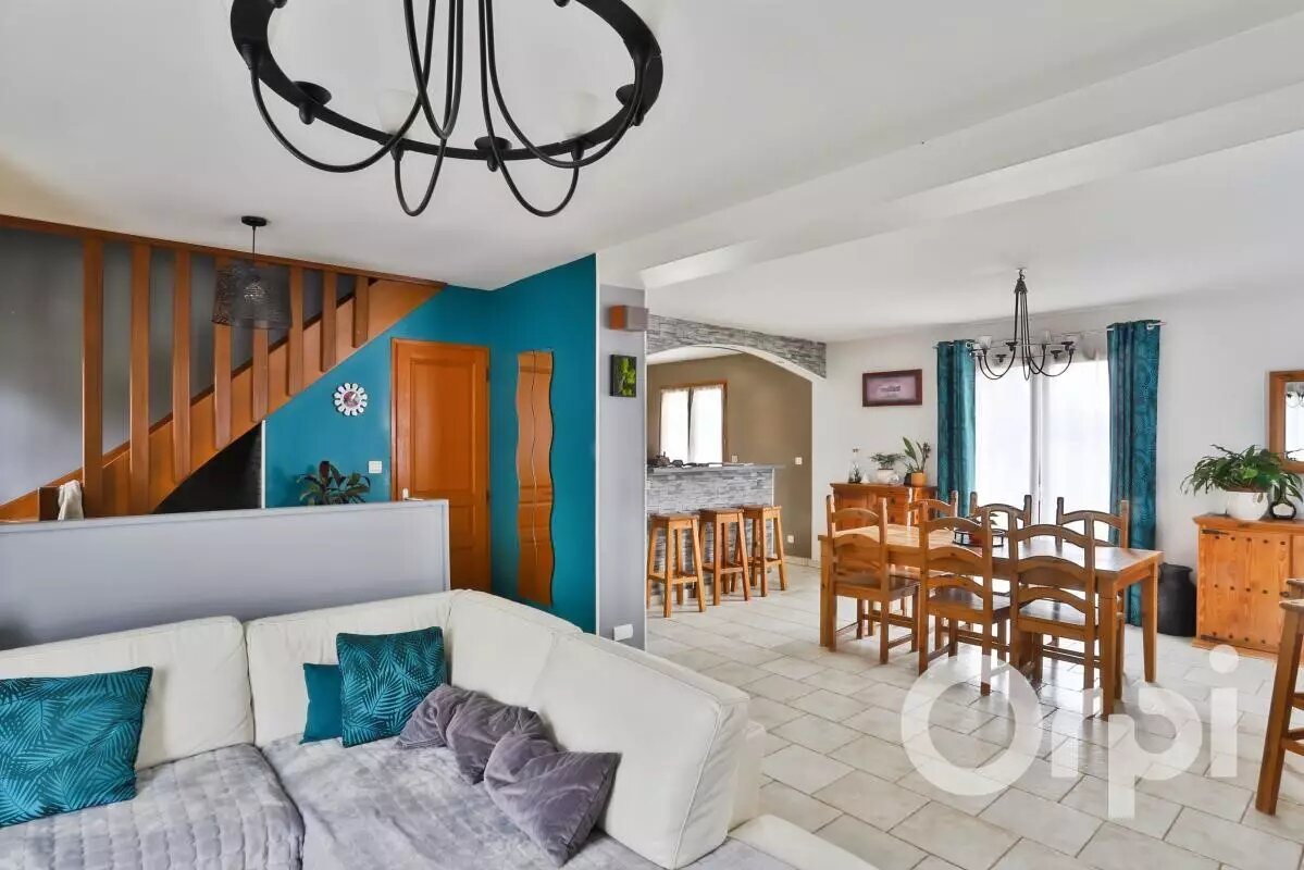 Maison à vendre, 133m², Sainte-Croix-sur-Buchy