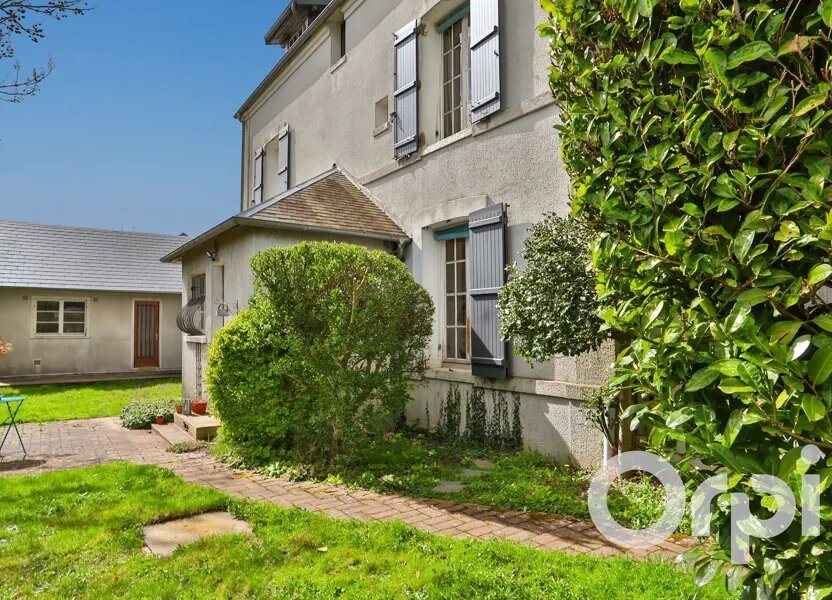 Maison à vendre, 277m², Auneuil