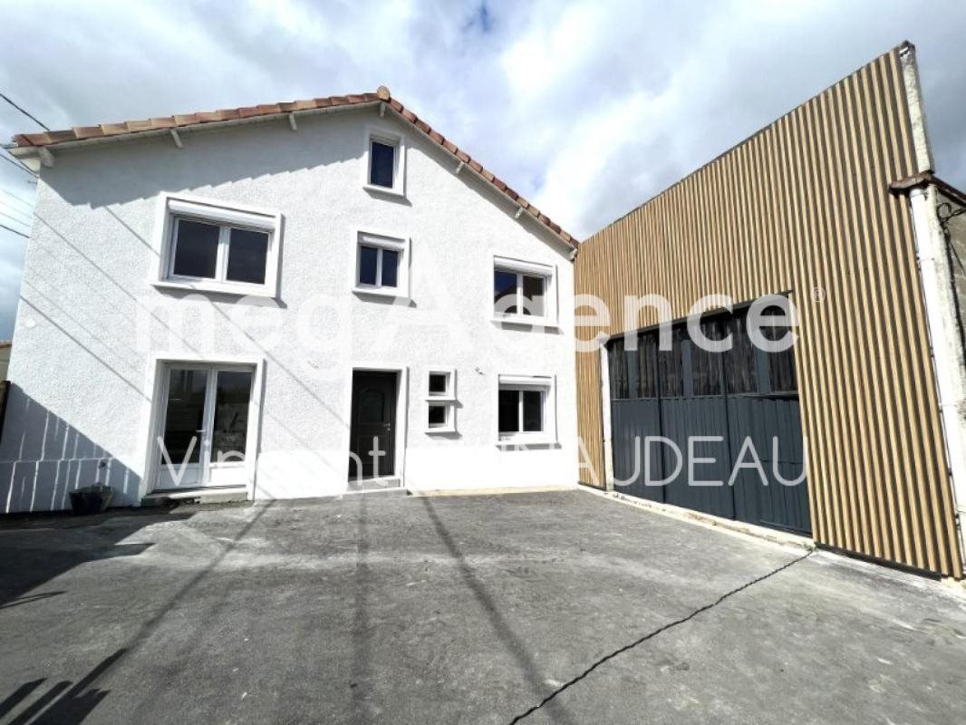 Maison à vendre, 150m², Saint-Christophe-du-Bois