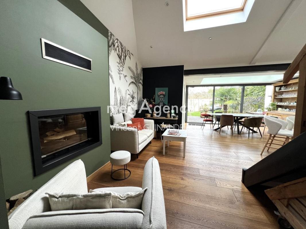 Maison à vendre, 208m², Mortagne-sur-Sèvre