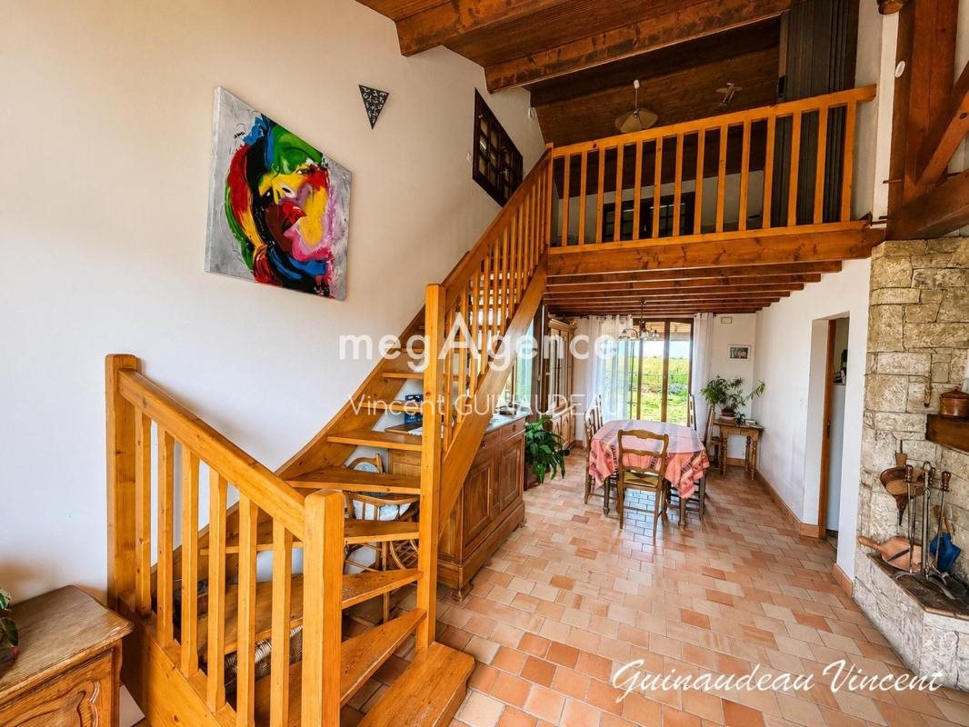 Maison à vendre, 130m², Le Puy-Saint-Bonnet