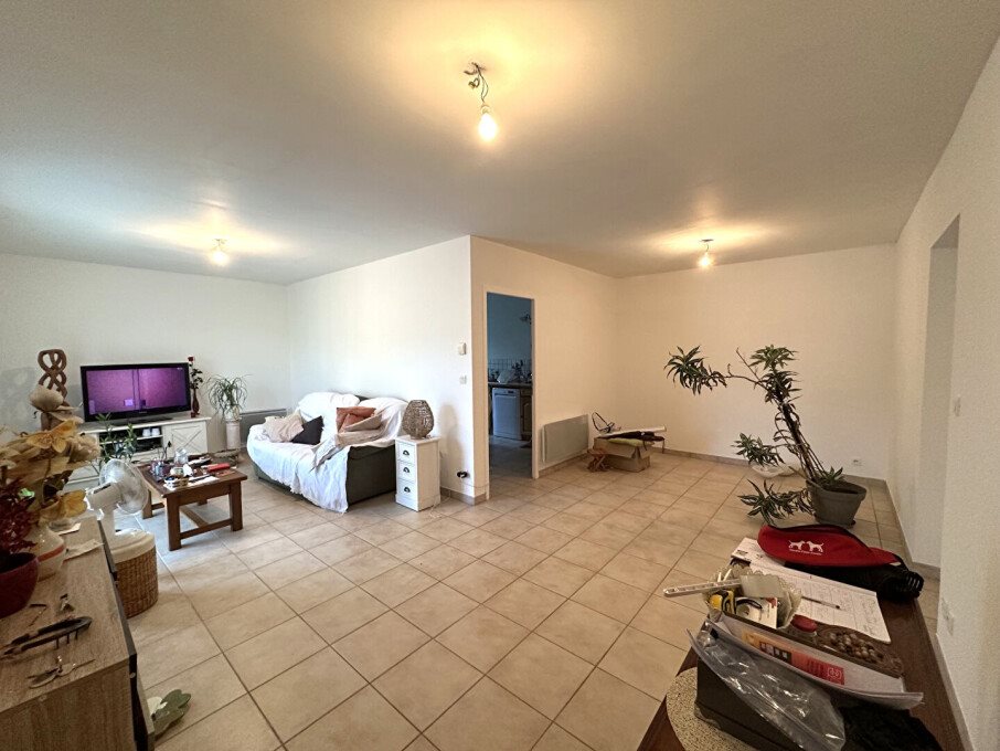 Maison à louer, 87m², Alairac
