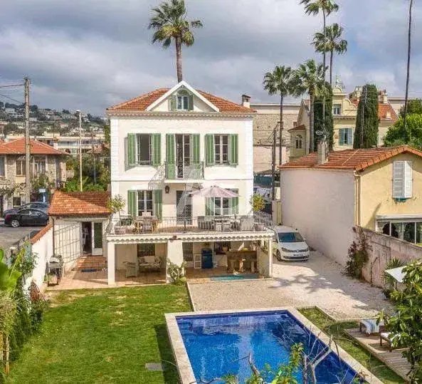 Maison à vendre, 138m², Vallauris