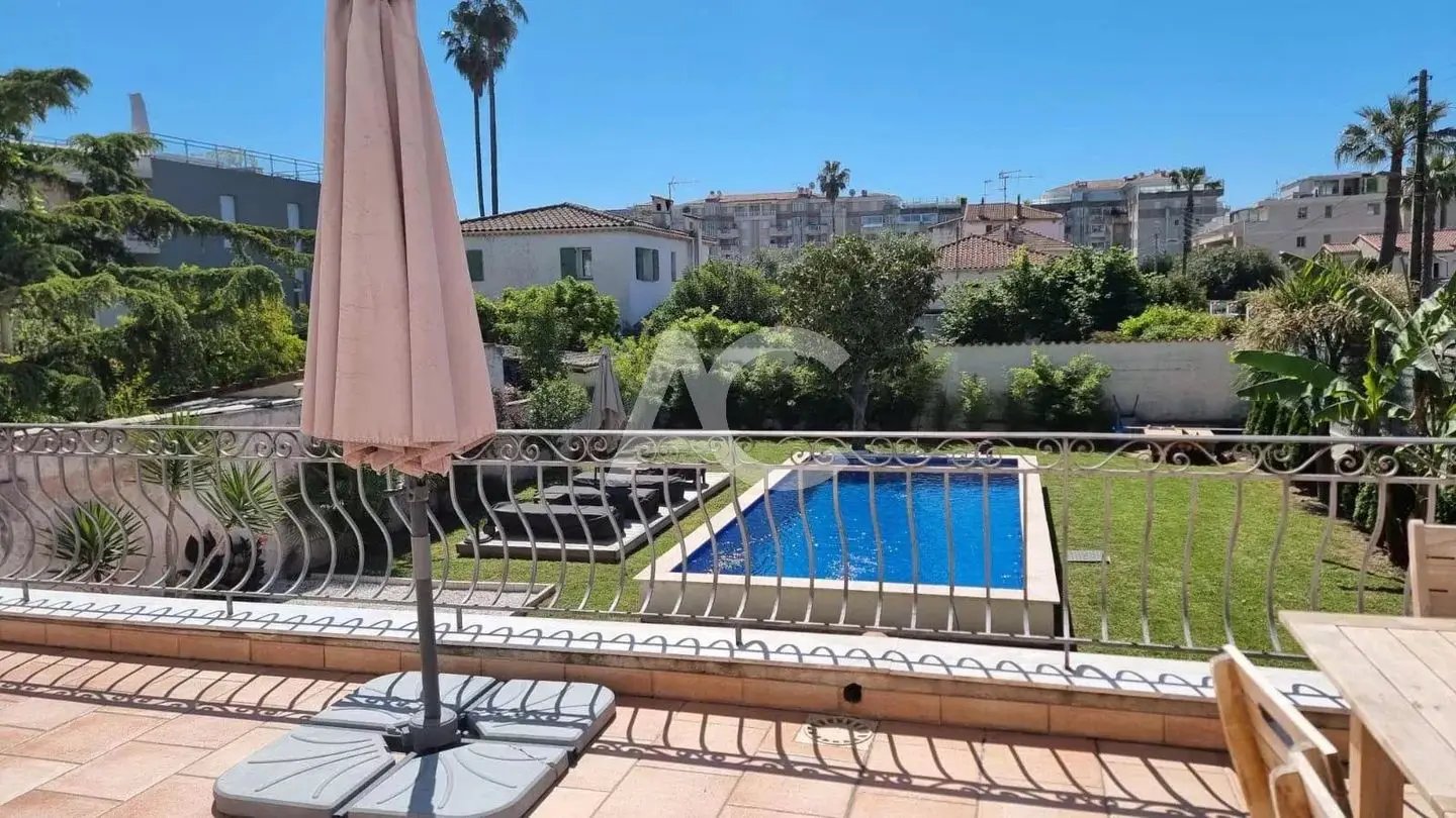Maison à vendre, 138m², Vallauris