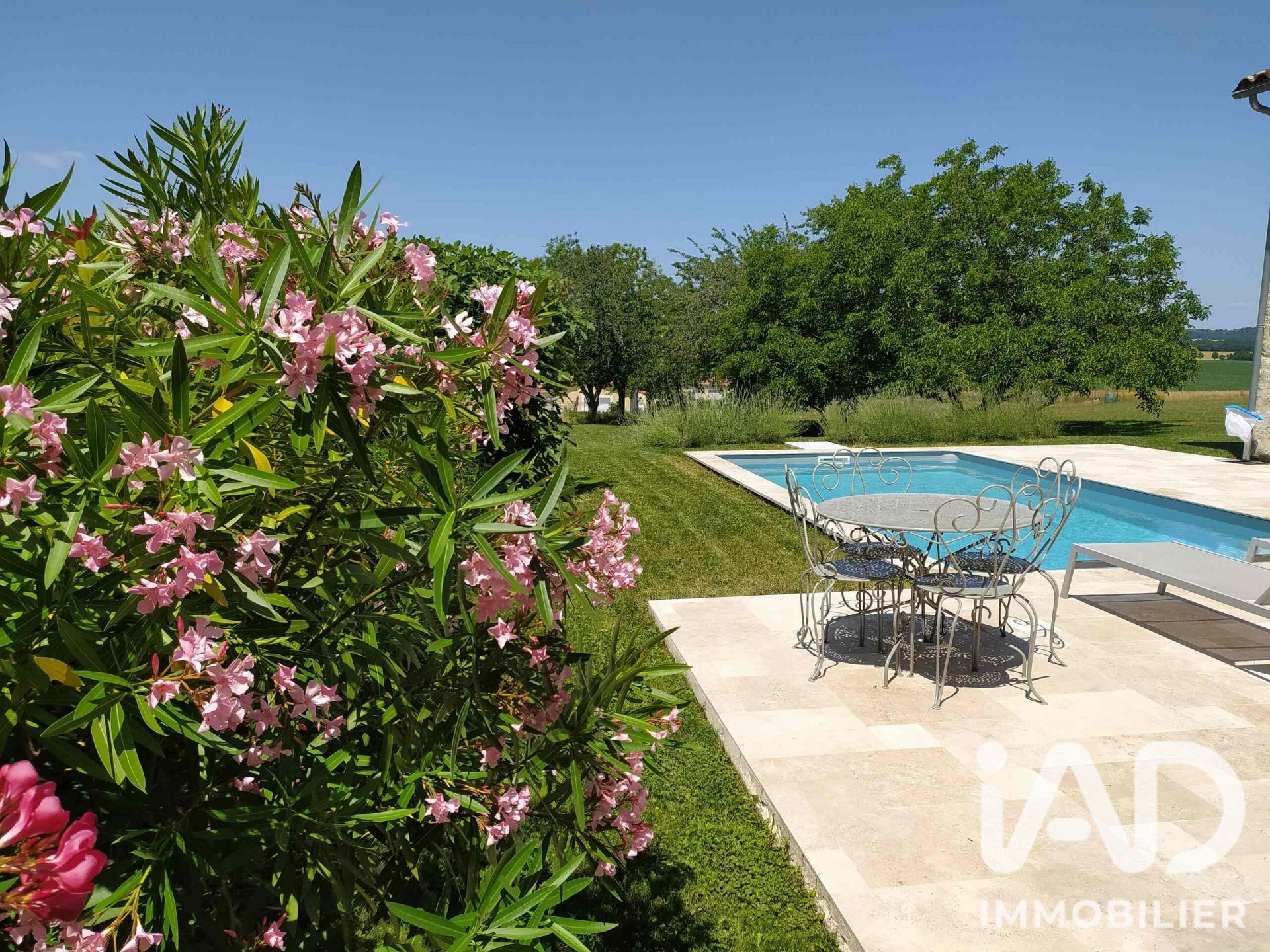 Maison à vendre, 140m², Villebois-Lavalette