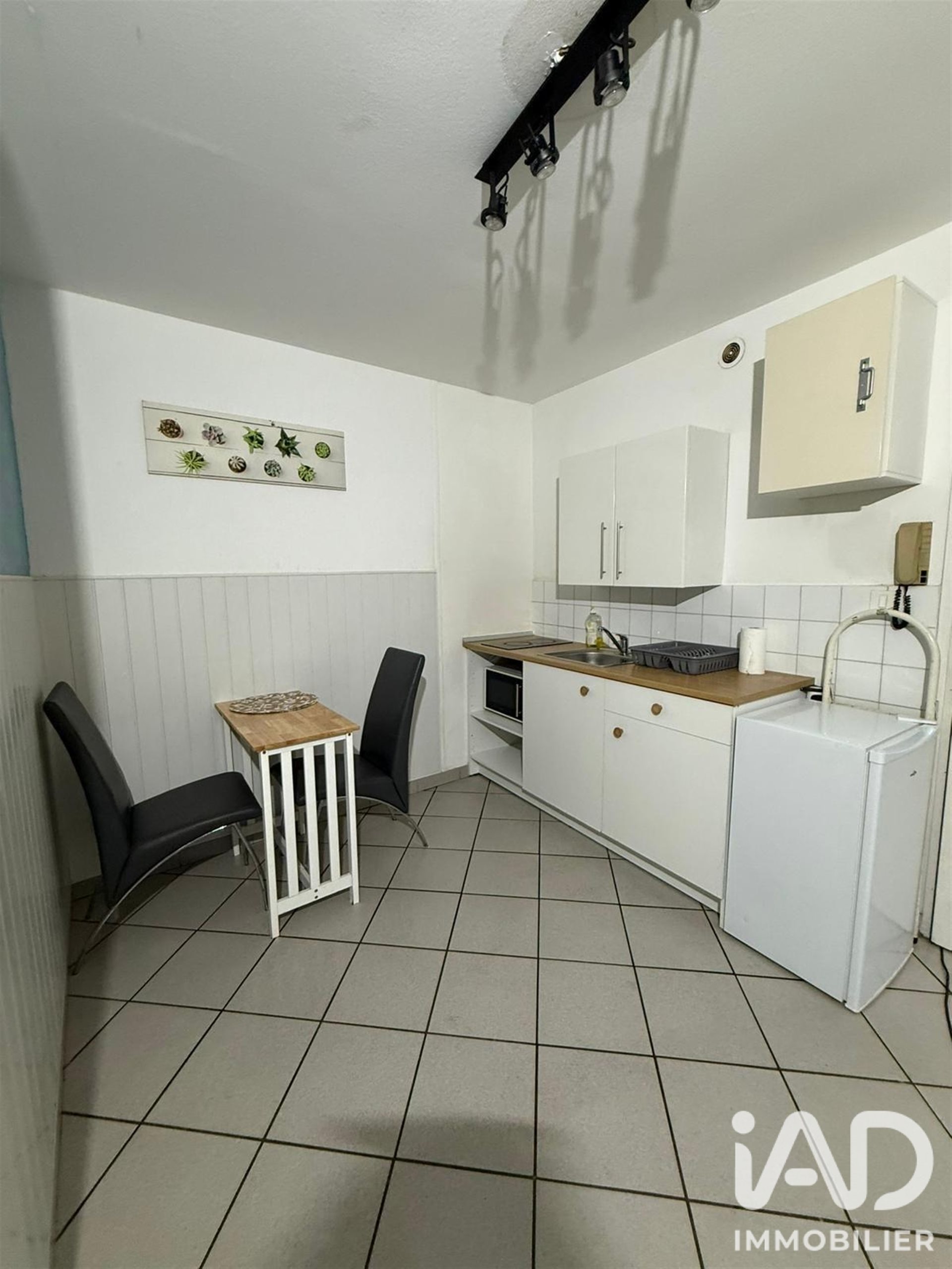 Appartement à louer, 18m², Saint-Etienne