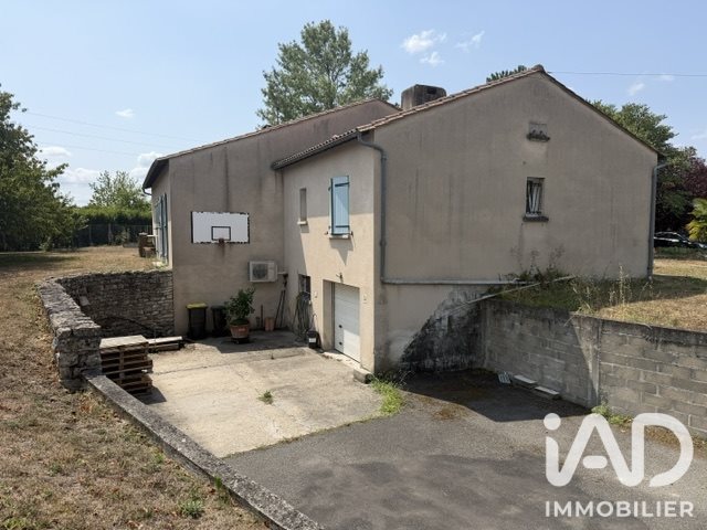 Maison à vendre, 130m², Barbezieux-Saint-Hilaire
