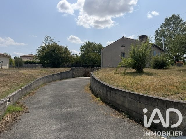 Maison à vendre, 130m², Barbezieux-Saint-Hilaire