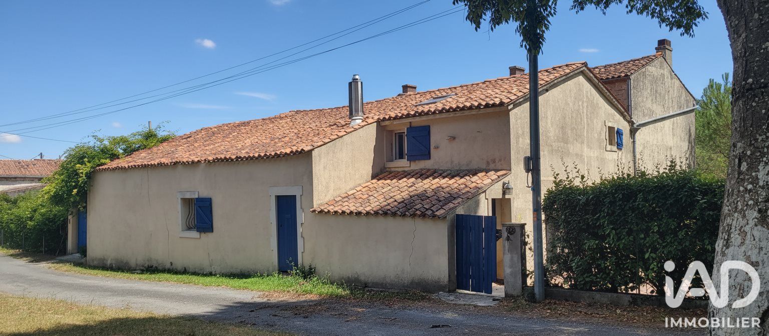 Maison à vendre, 245m², Asnières-la-Giraud