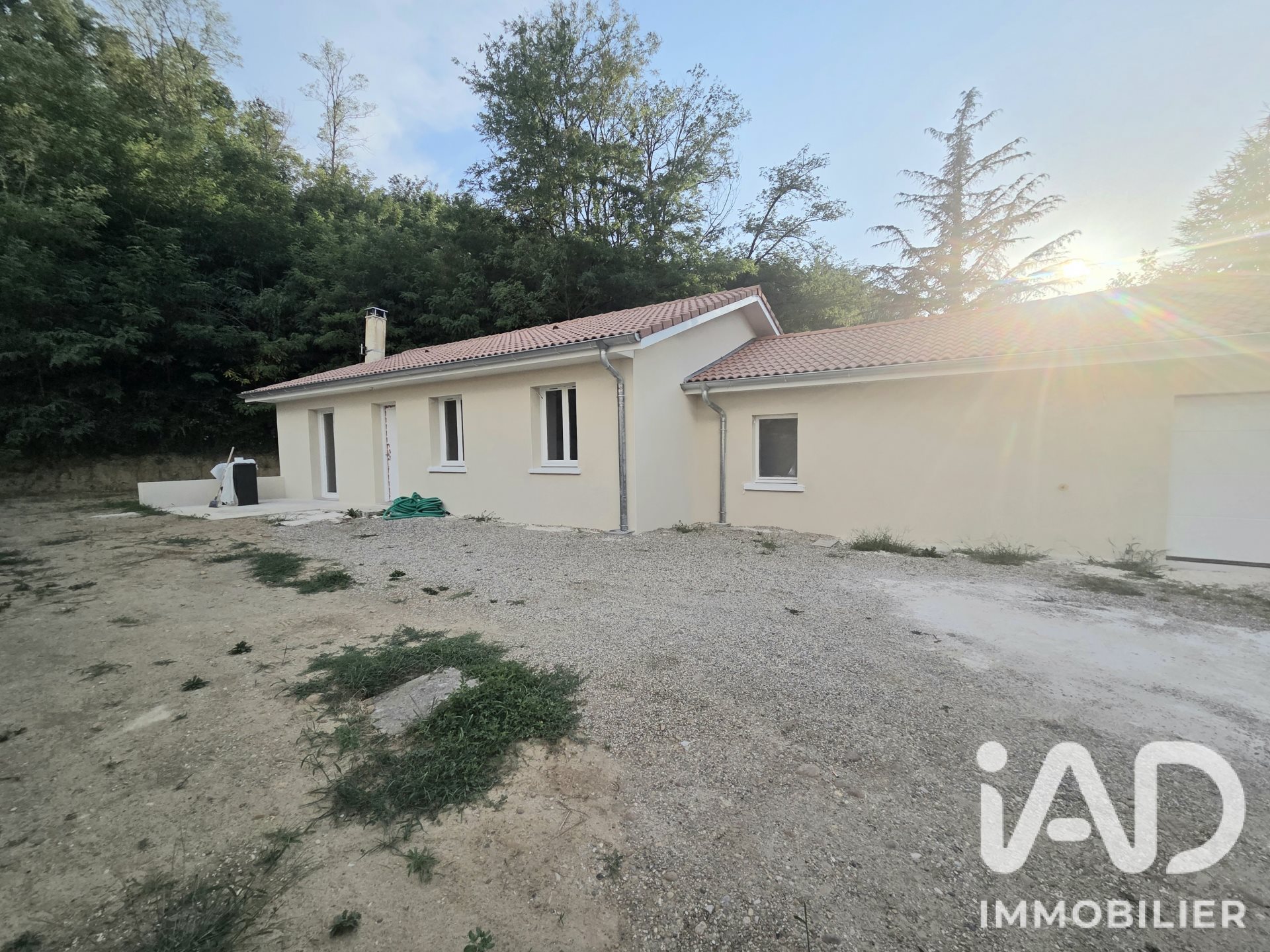Maison à vendre, 102m², Assieu