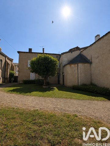 Maison à vendre, 340m², Thoissey