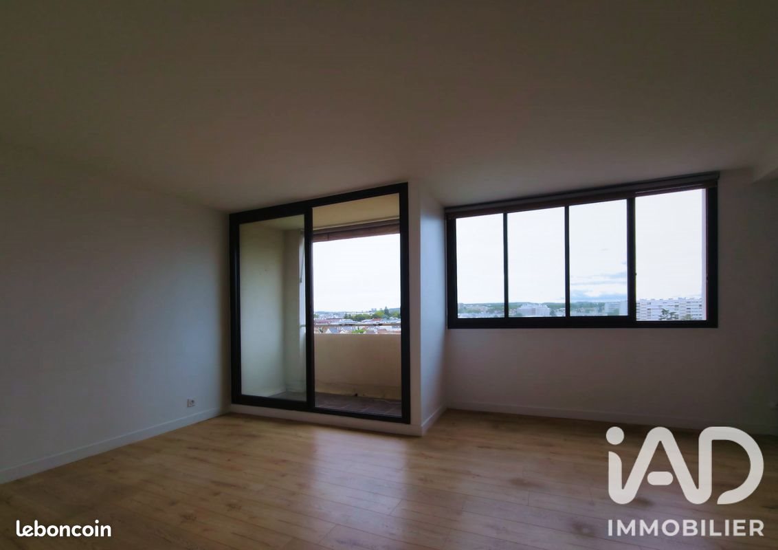 Appartement à vendre, 70m², Fresnes