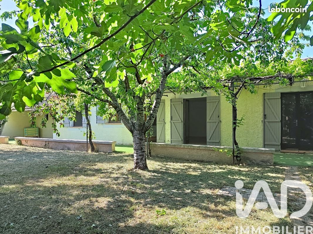 Maison à vendre, 136m², Entraigues-sur-la-Sorgue