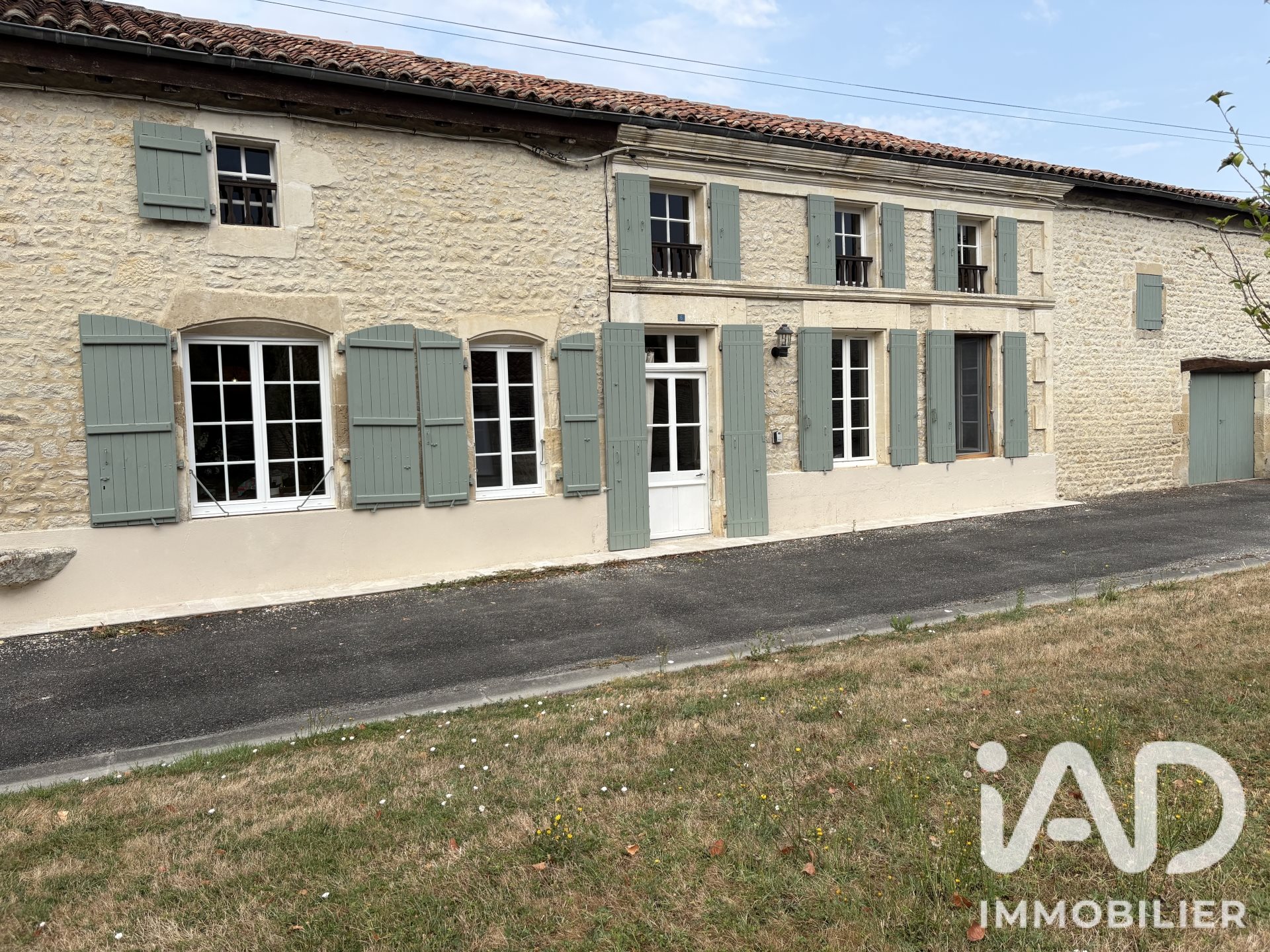 Maison à vendre, 149m², Loiré-sur-Nie