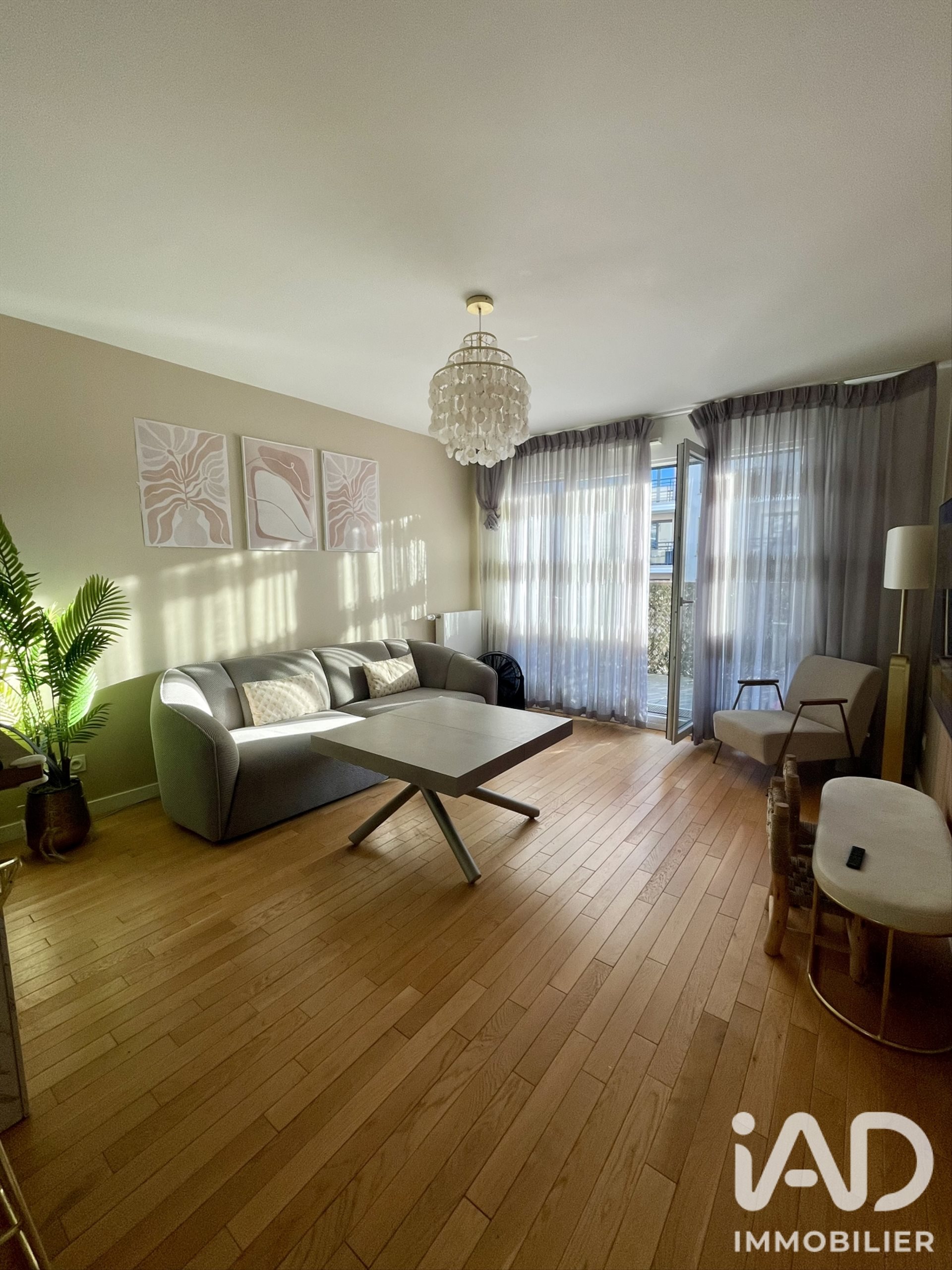 Appartement à vendre, 75m², Suresnes