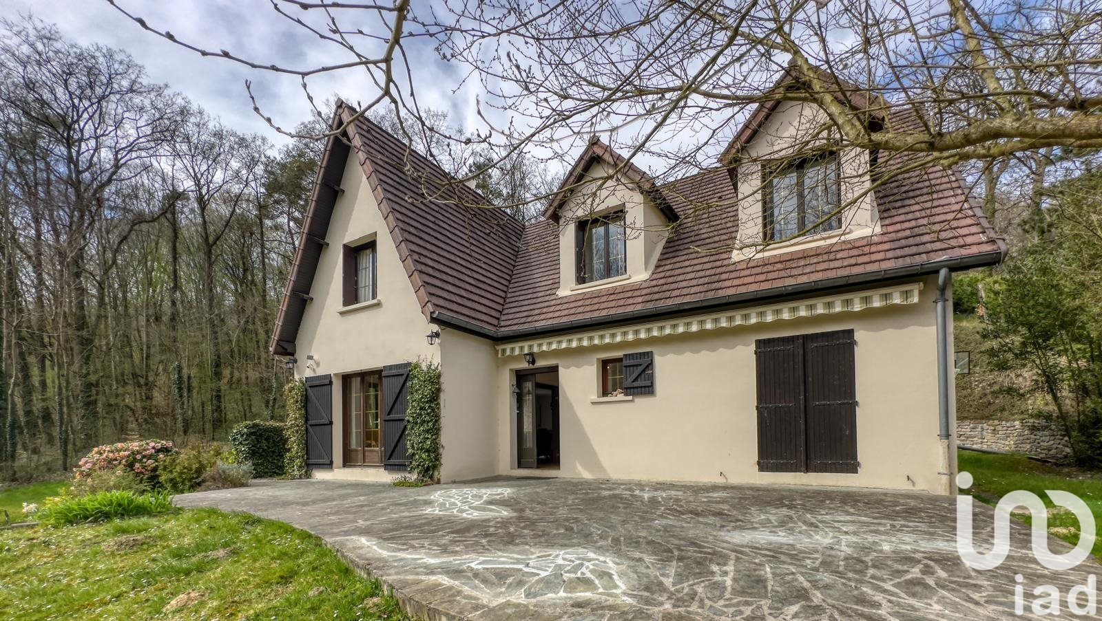 Maison à vendre, 180m², Cuise-la-Motte