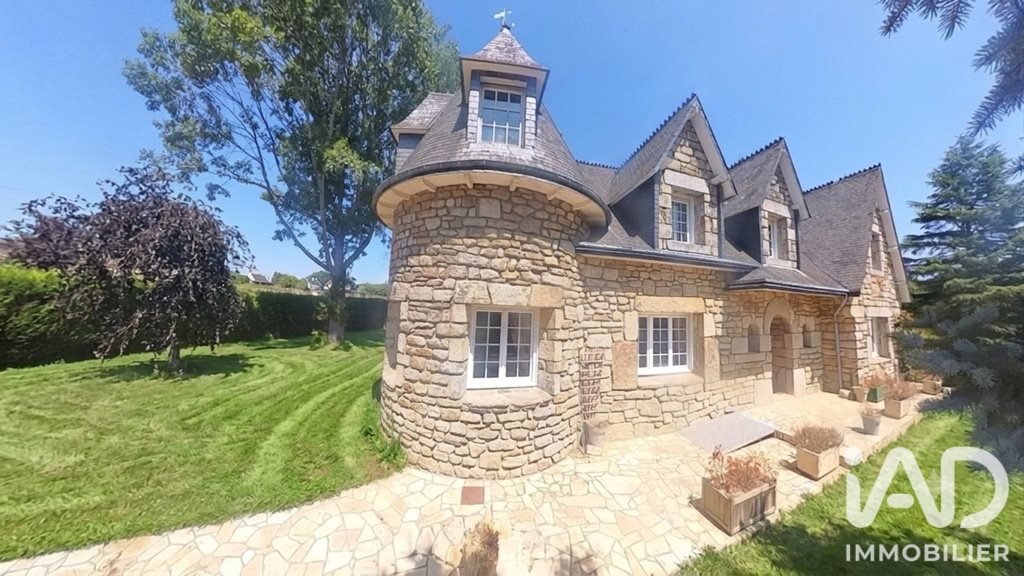 Maison à vendre, 176m², Plessala