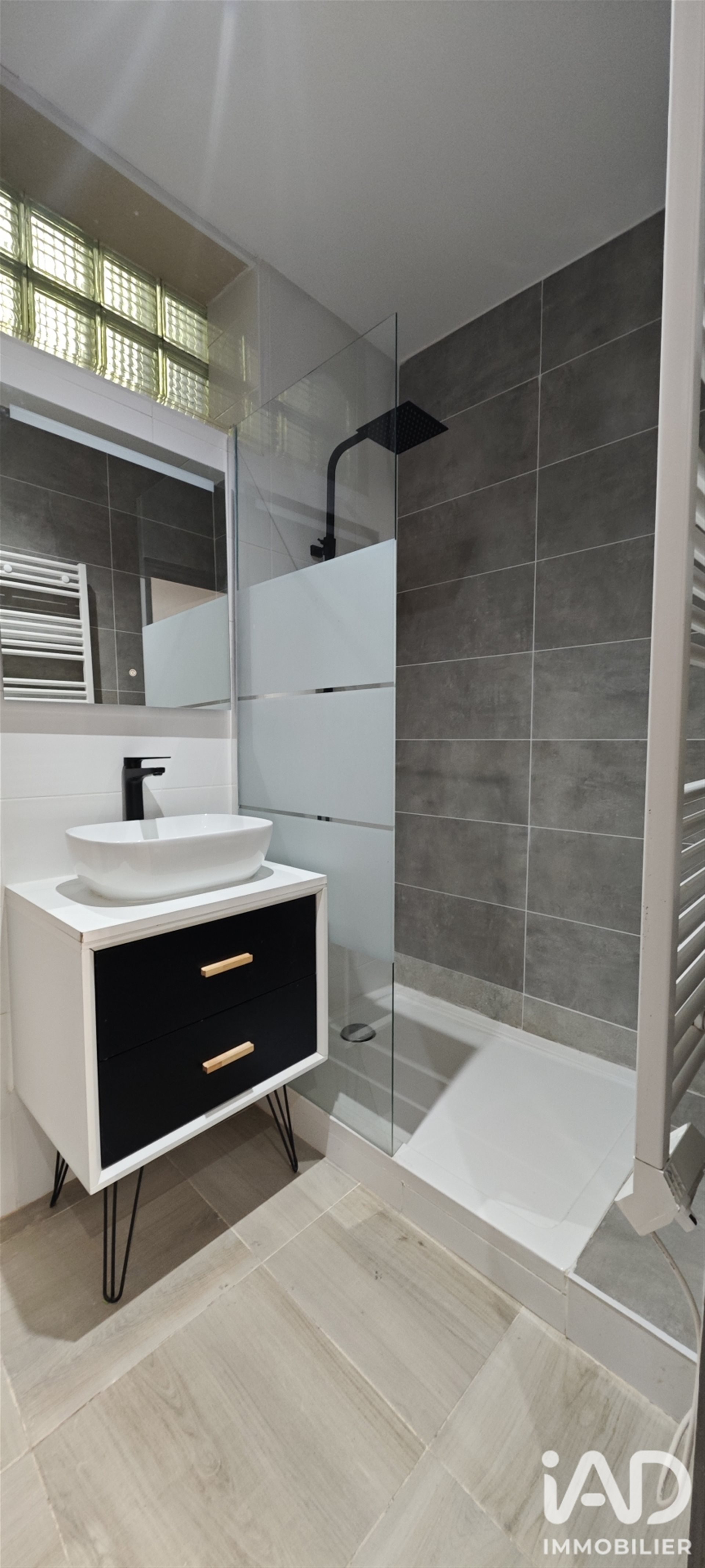 Appartement à vendre, 33m², Nîmes