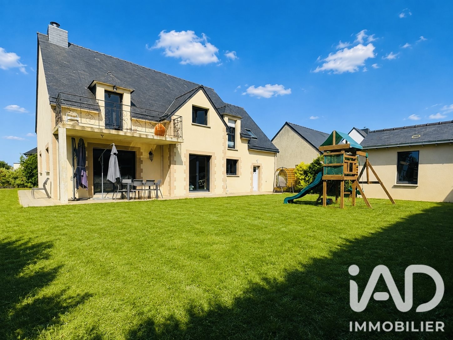 Maison à vendre, 185m², Bédée