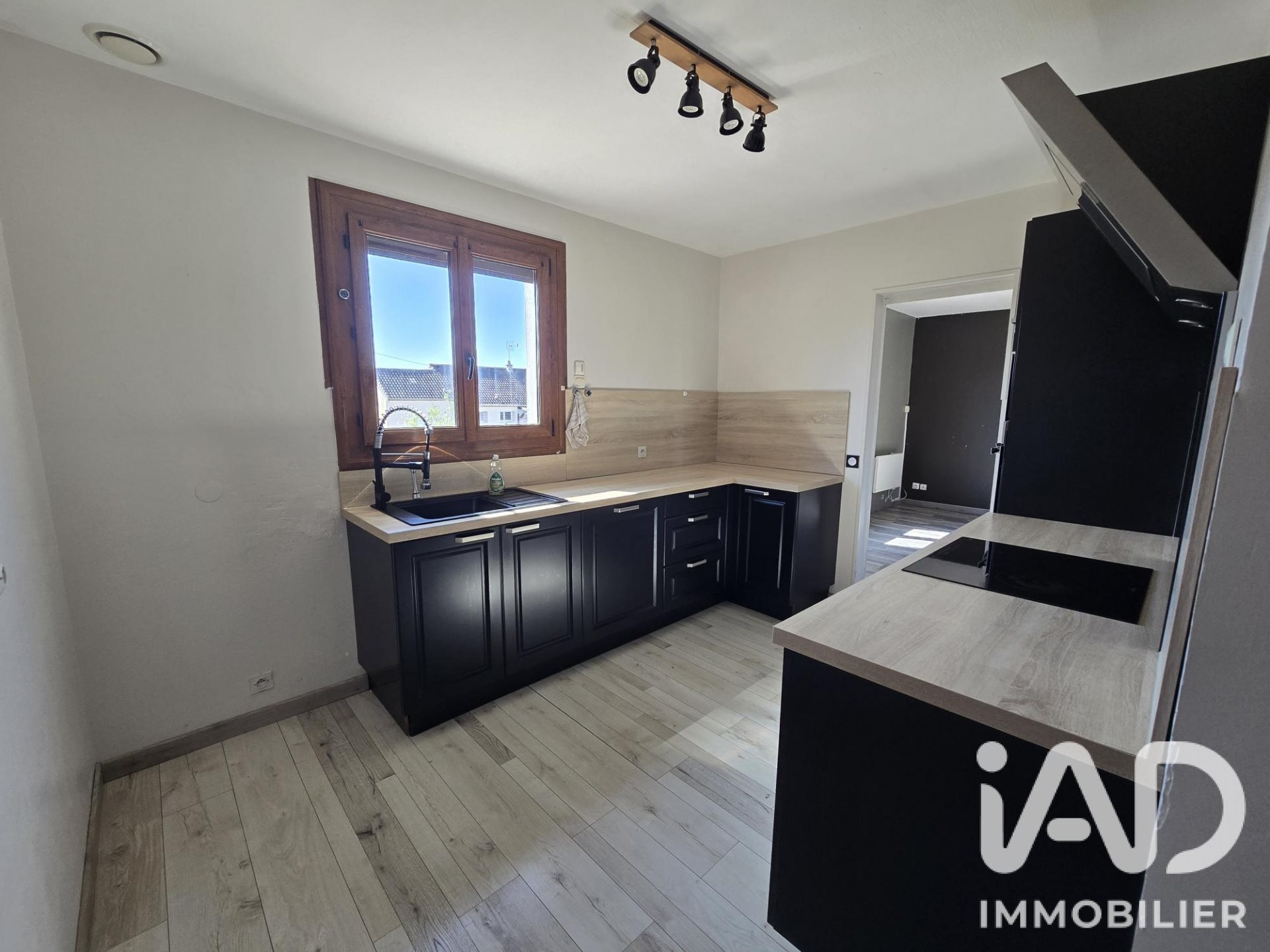 Maison à vendre, 99m², Lavaré