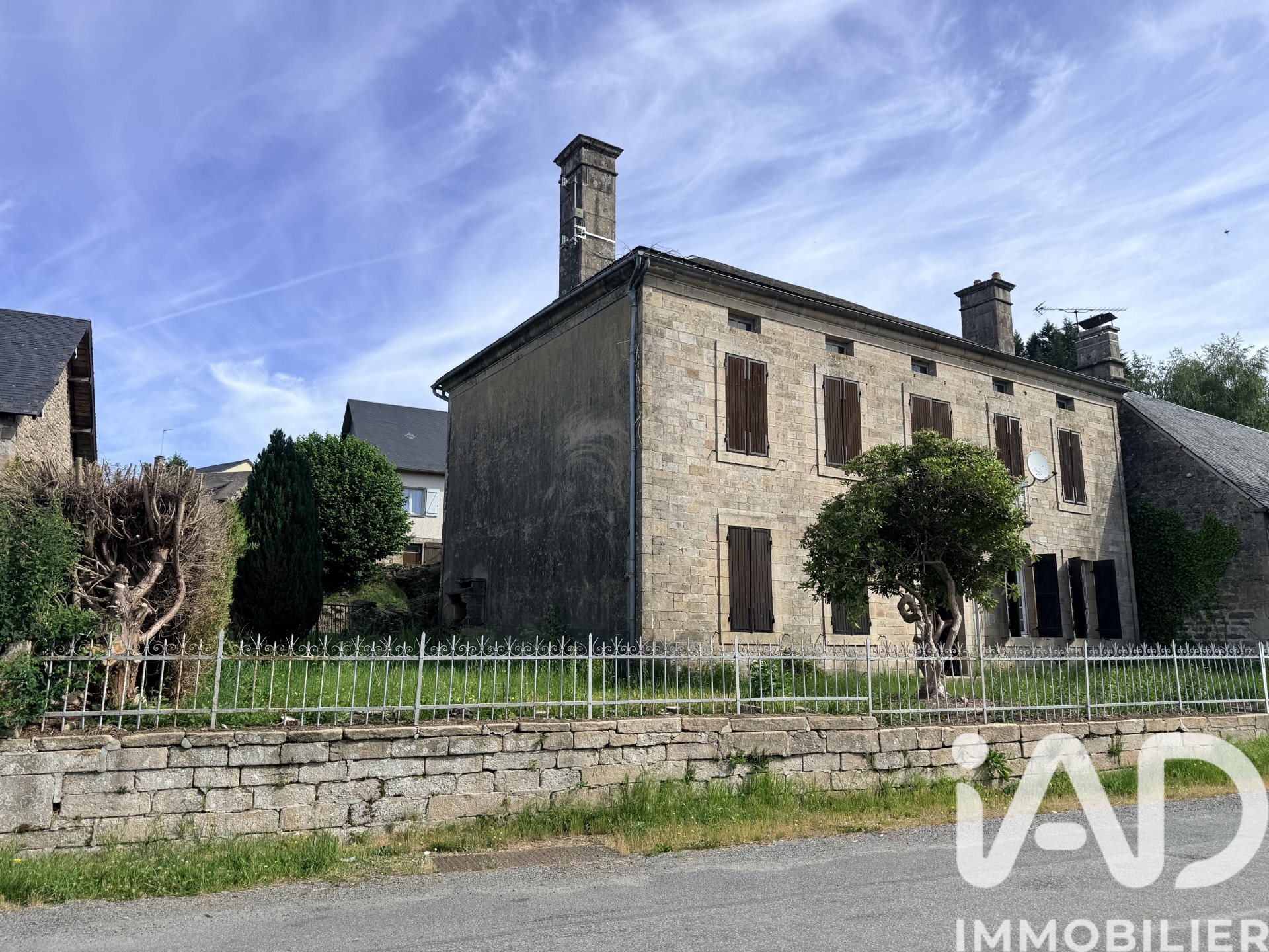 Maison à vendre, 183m², Pérols-sur-Vézère