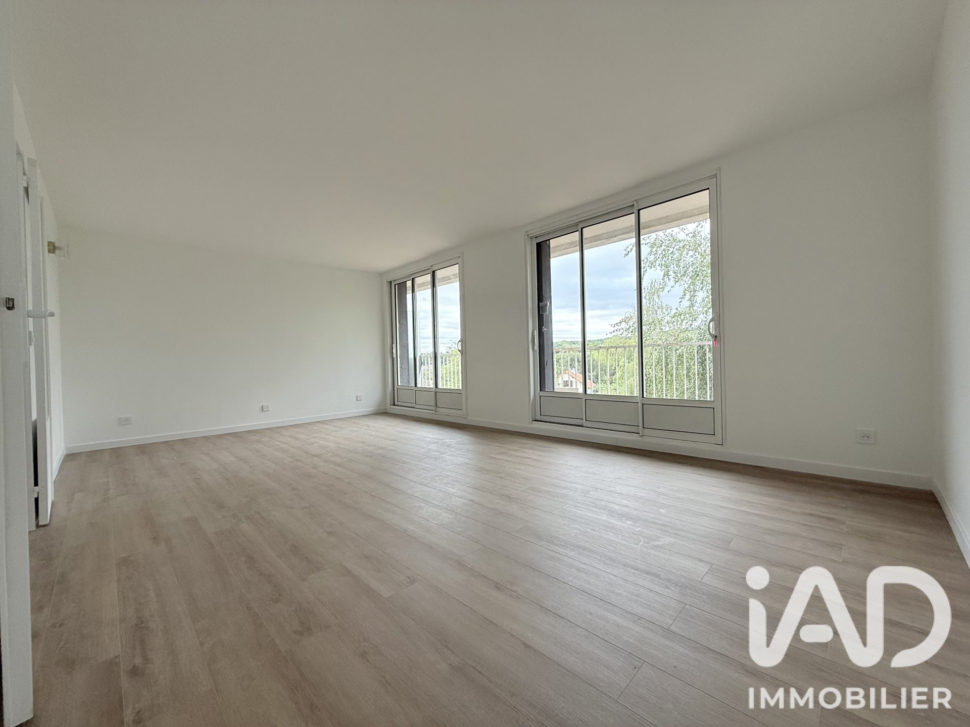 Appartement à louer, 67m², Domont