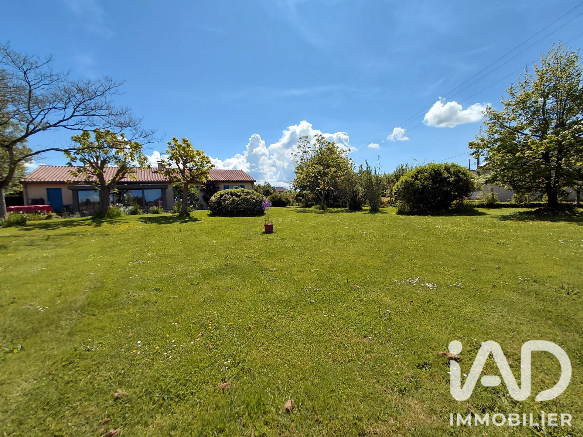 Maison à vendre, 120m², Saint-Laurent-les-Eglises
