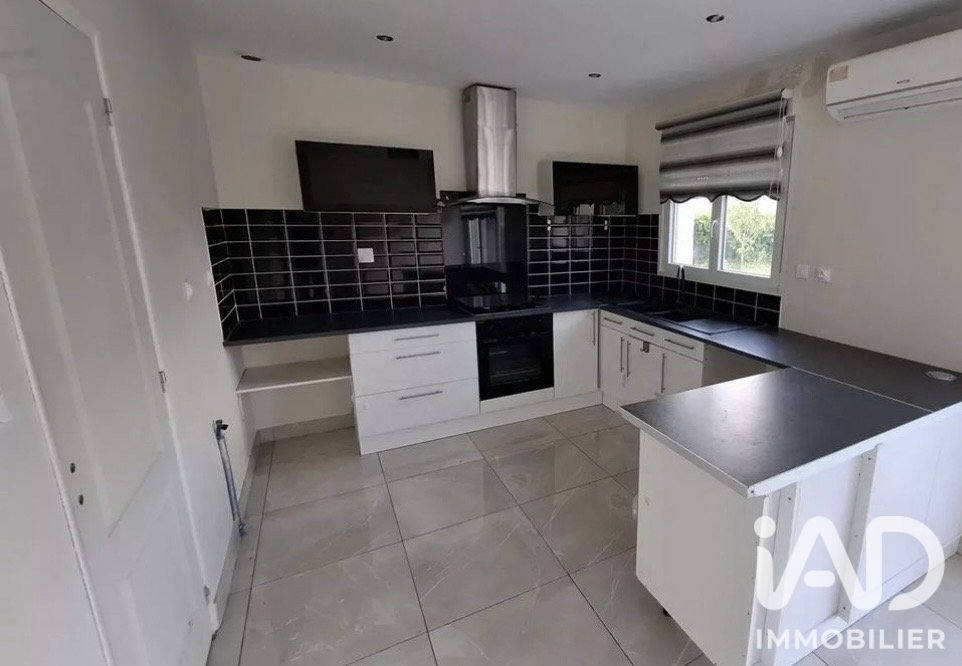 Maison à vendre, 85m², Saint-Jean-de-la-Ruelle