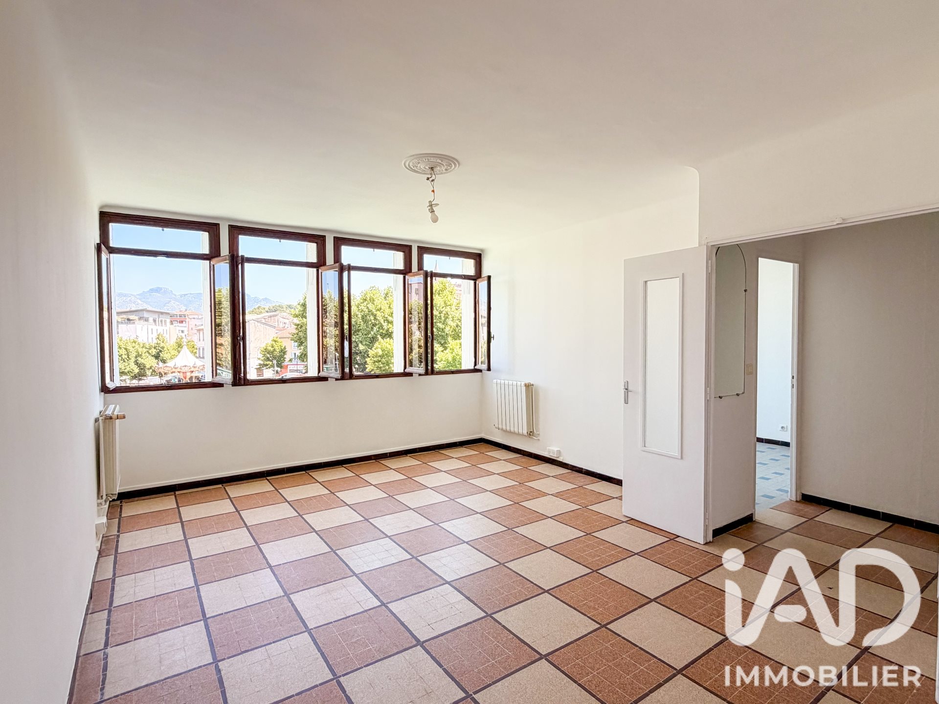 Appartement à louer, 47m², Aubagne