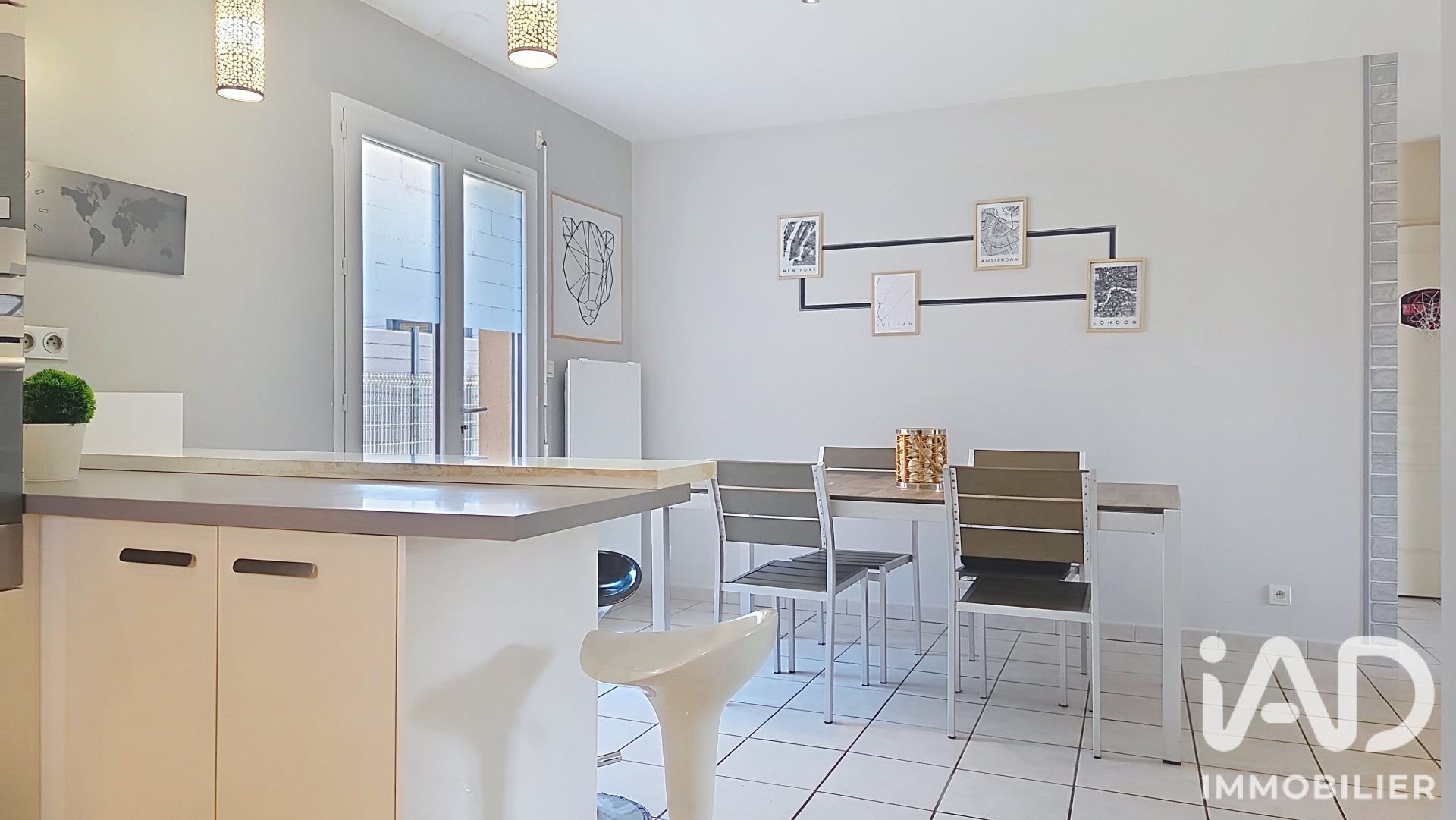 Maison à vendre, 93m², Juillan