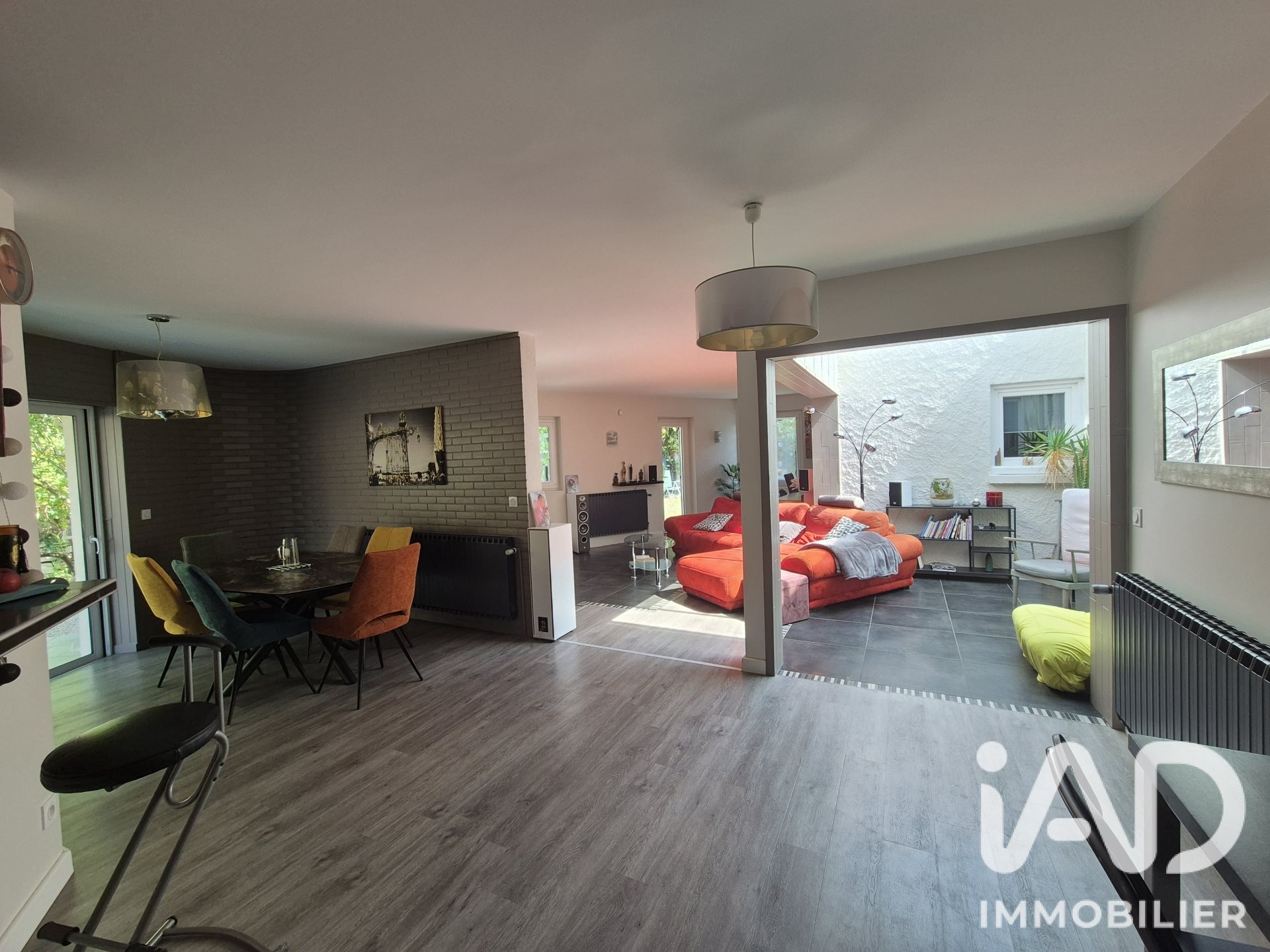 Maison à vendre, 210m², Montéléger