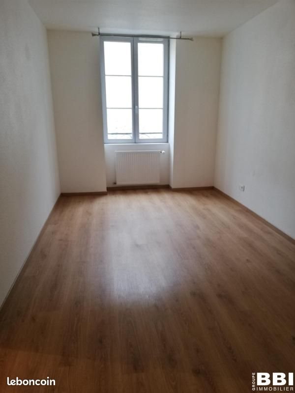 Appartement à louer, 71m², Lons-le-Saunier